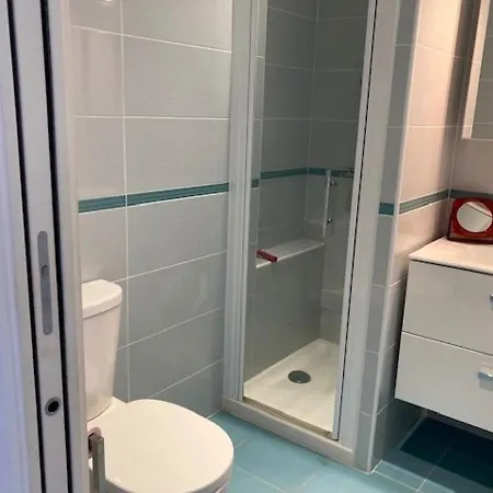 T2 Climatise Proche Avec Parking - - Fr-1-308-181